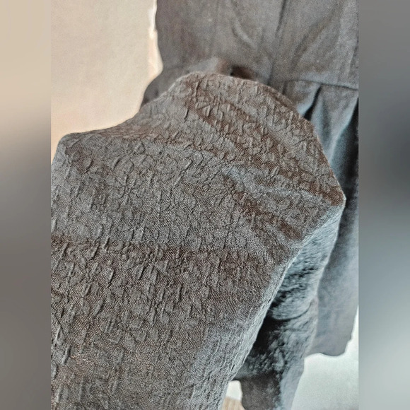 Chelsea 28 Womens Black Mini Romper Sz M Pockets Puckered Textured - Picture 8 of 14